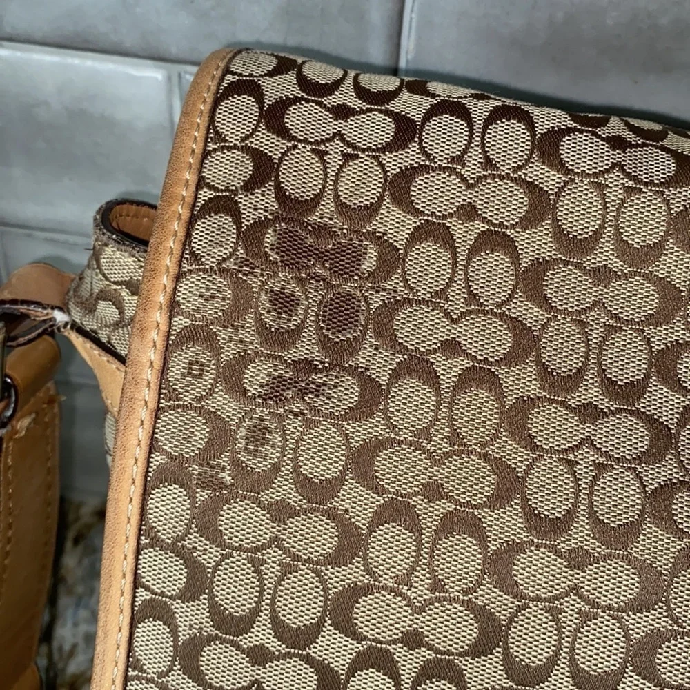 Coach Voyage Signature Messenger Bag